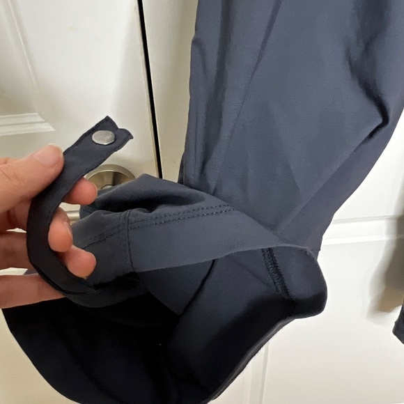 Duluth Dry on the Fly Bootcut Pants Convertible Size 16 x 31 Navy Blue Ink Cargo - Picture 6 of 13